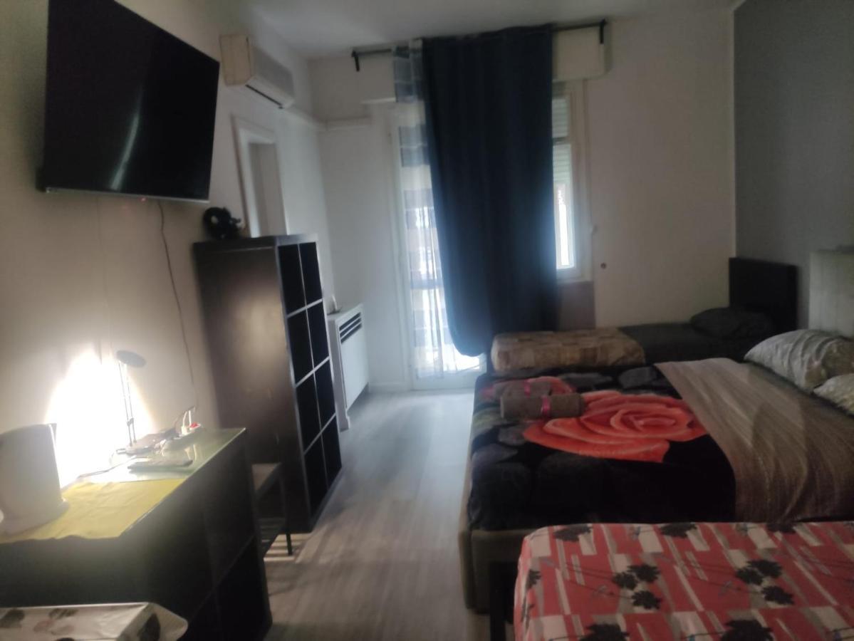 בולוניה Amendola Apartment מראה חיצוני תמונה